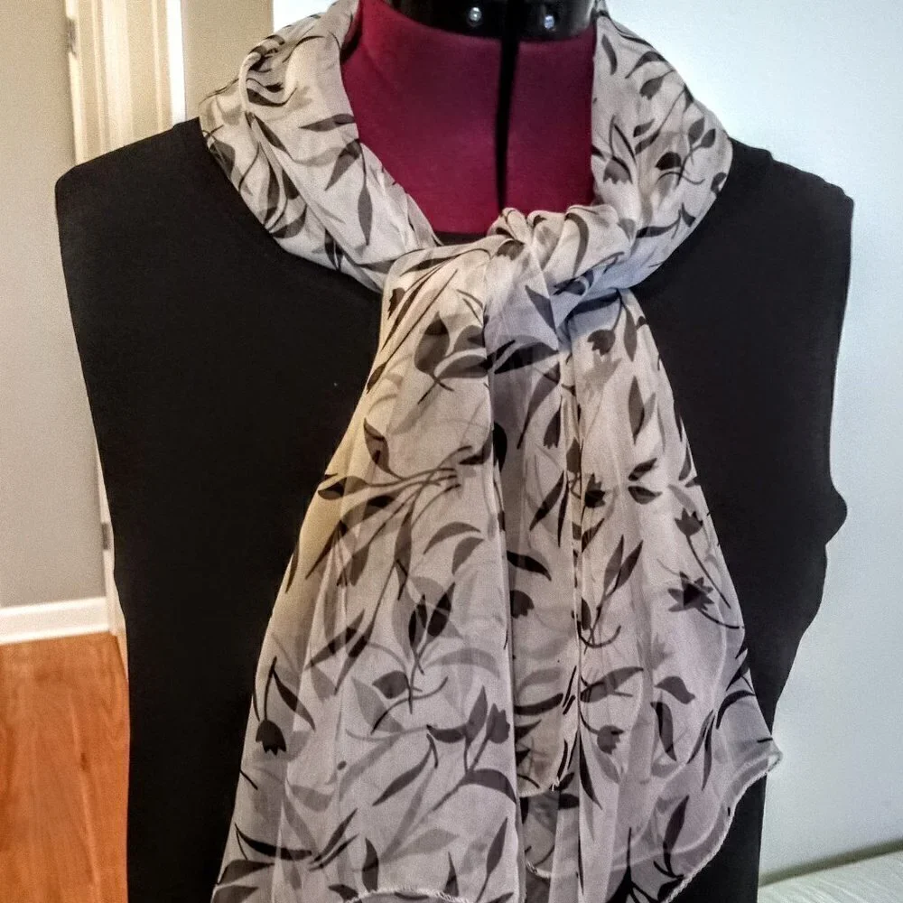 Chinese Tissue Silk B&W Leaf Print Oblong Scarf